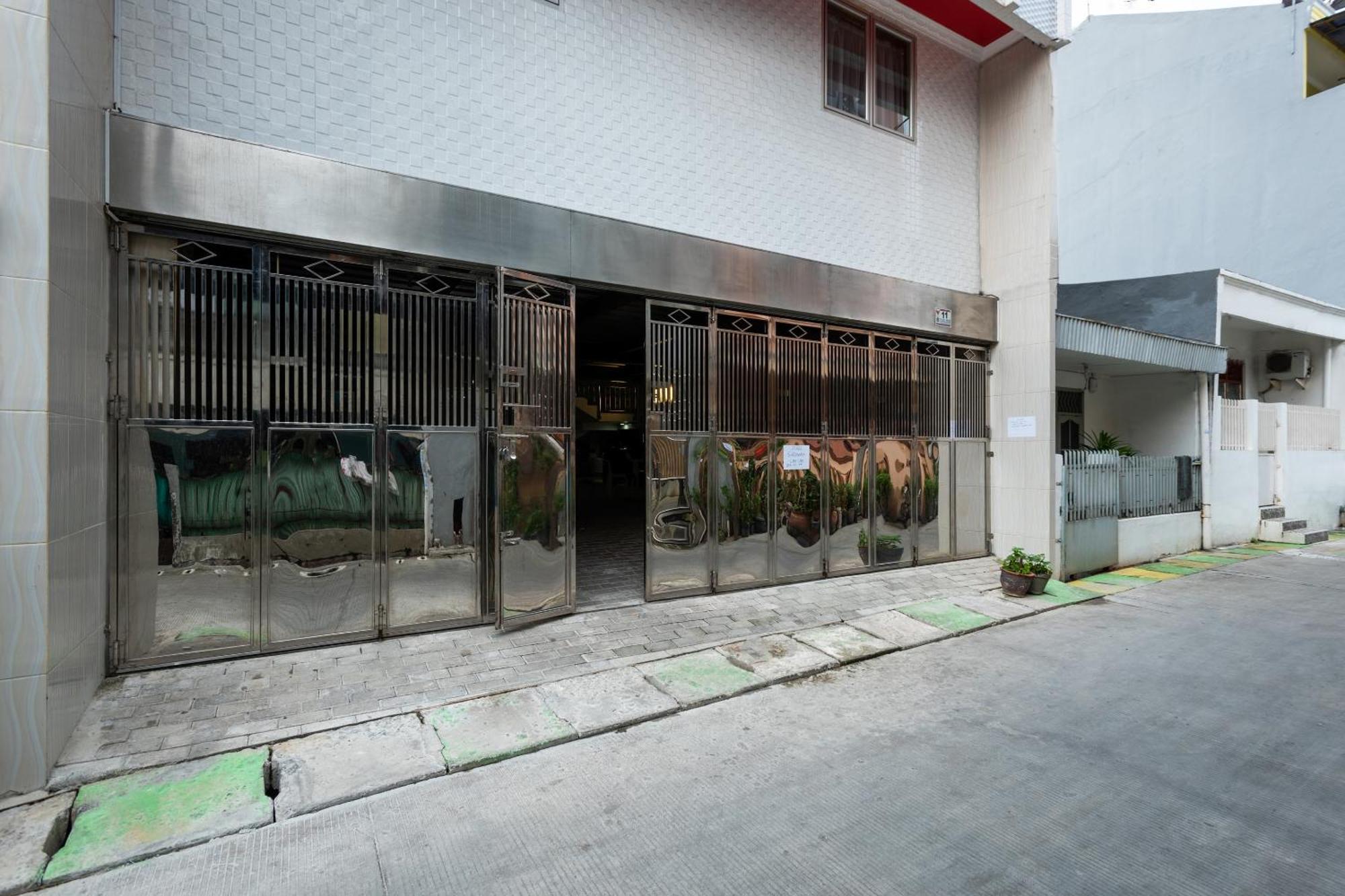 Oyo Life 3284 Pademangan 3 Residence Jakarta Exteriör bild