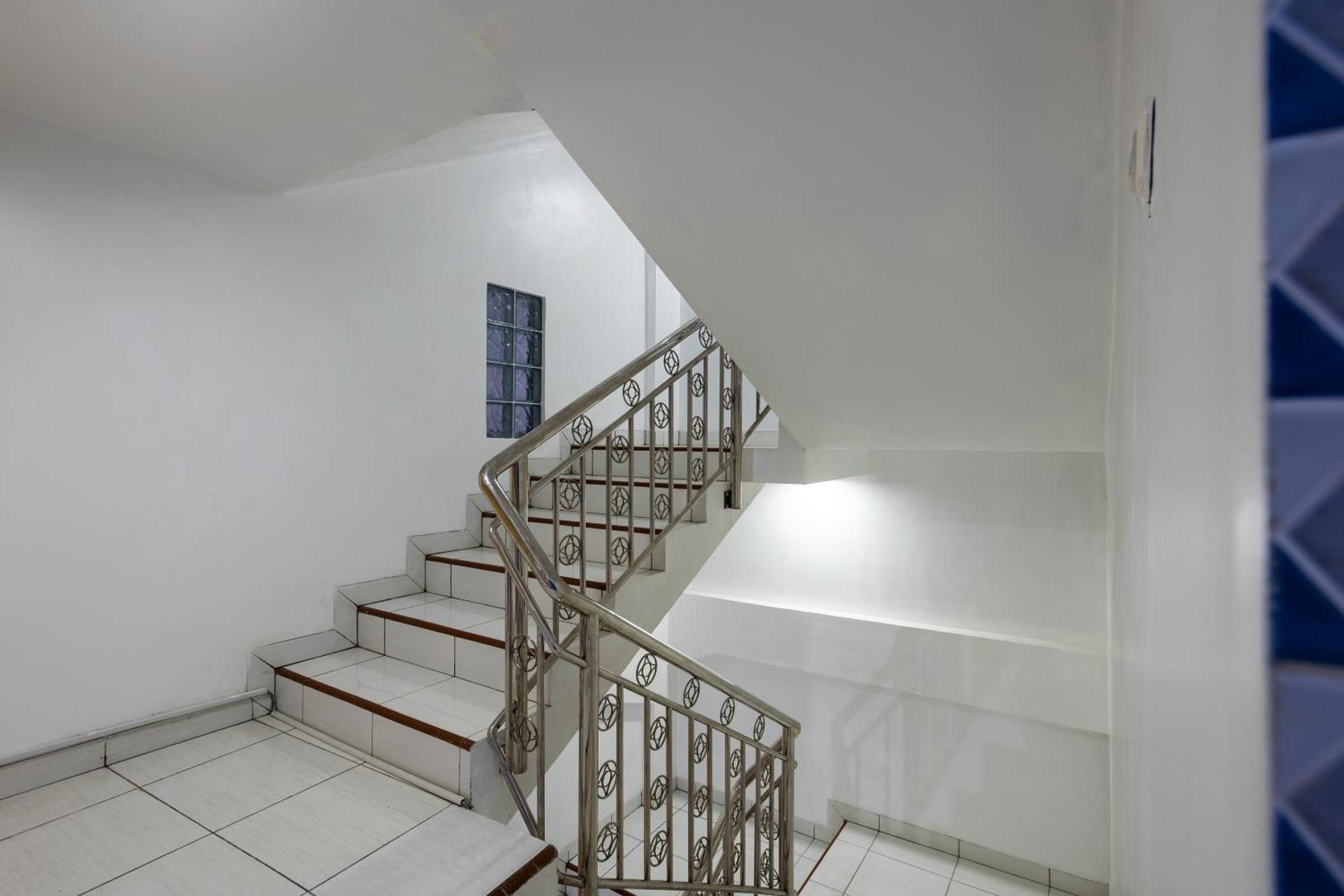 Oyo Life 3284 Pademangan 3 Residence Jakarta Exteriör bild